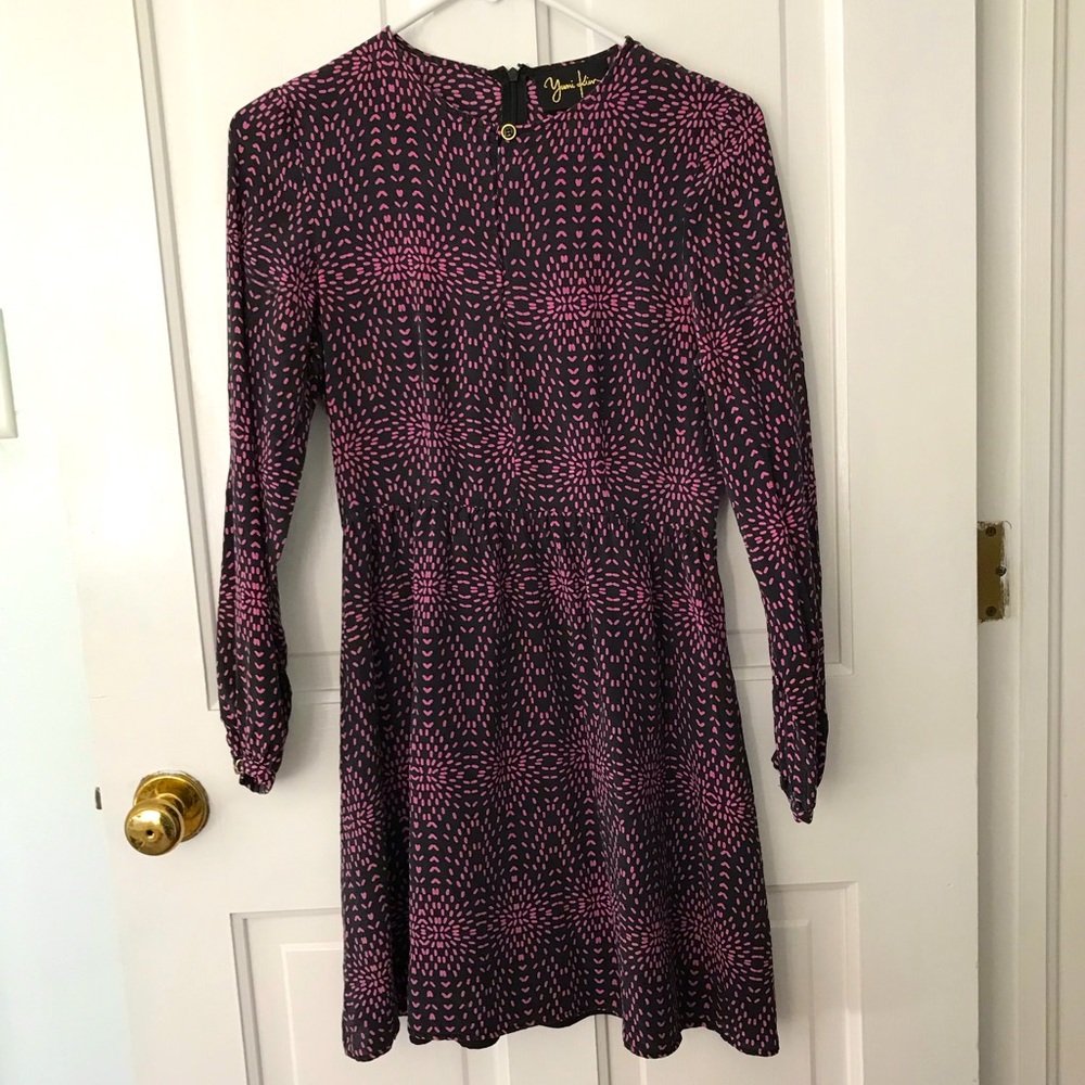 Black and pink lightweight dress